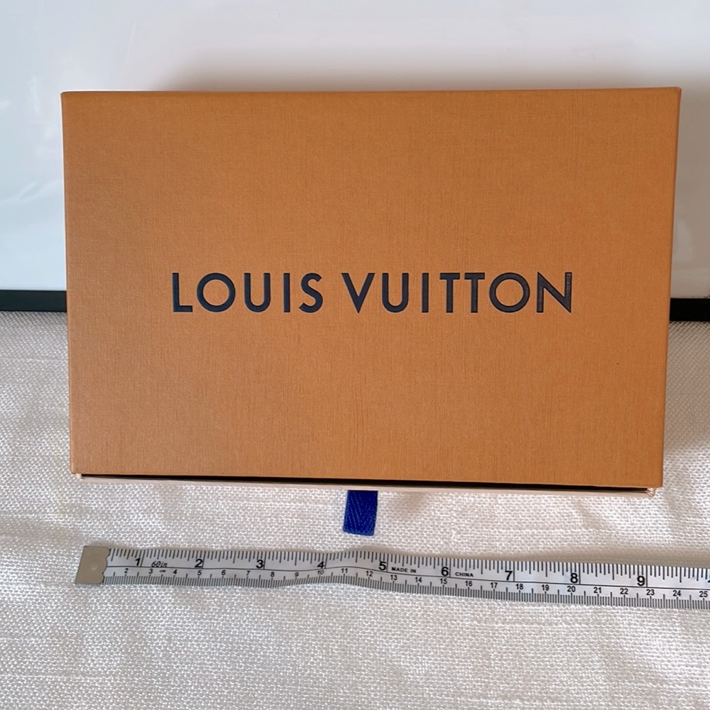 Louis Vuitton box small